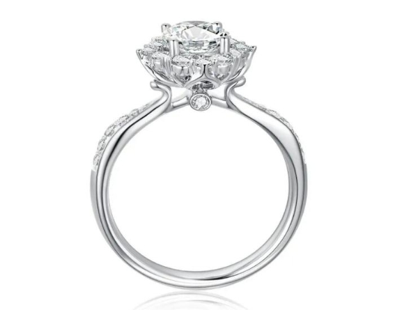 上海钻石交易所发布最新数据：天然钻石交易量逆势增长5.2% 