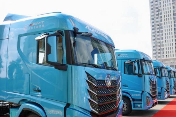 全维度优势拉满 欧曼银河5/5M 540燃气车 助力煤砂运输效率效益双升级 