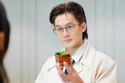 新加坡电视剧《职不值得》黄暄婷许瑞奇何盈莹演绎职场生存众生相 