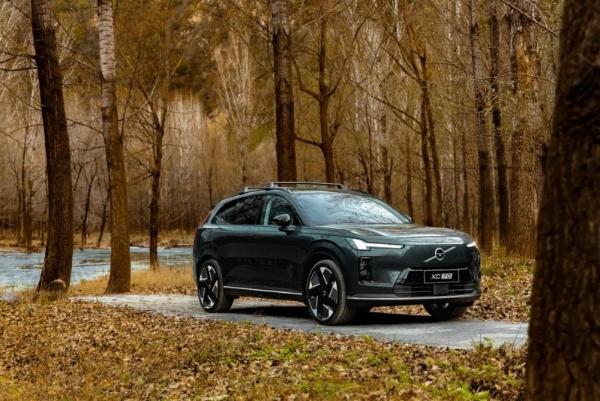 拒绝参数堆砌！25-40万新能源SUV推荐，安全智能座舱首选 