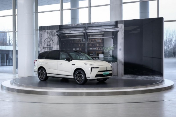 VLA+Hi4双加持，魏牌全新蓝山树立大六座SUV标杆 