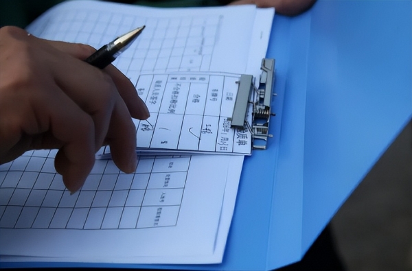 订单筑根基，服务暖人心：涪陵榨菜集团1月23日开秤收购青菜头 