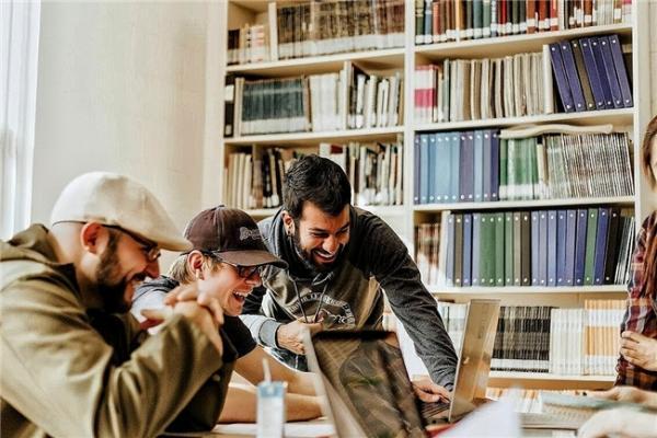 先理知学REAL PhD小程序「先知博士留学」正式上线！开启申博新篇章 