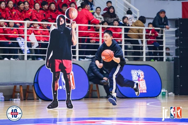 宜宾一中重返川蜀之巅！获得2025-26 Jr. NBA校园篮球联赛@四川 男子组冠军 