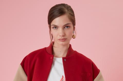 Weekend Max Mara 挚献 2026 新春系列｜以红意跃动，迎接丙午马年 