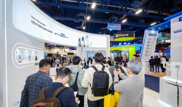 CES 2026 机器人板块聚焦具身智能，国产灵巧手 ZWHAND 技术突破成焦点 