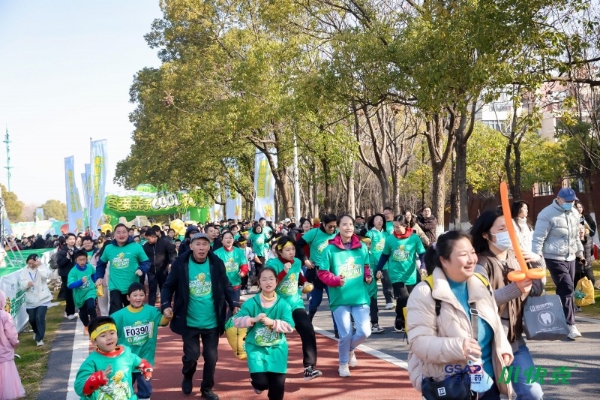 以奔跑开启健康马年，用脚步践行精准守护 — 2026小快克冬季亲子Cool跑节南昌站圆满收官！ 