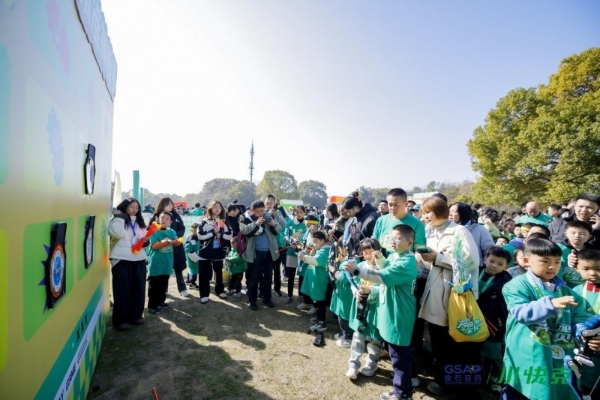 以奔跑开启健康马年，用脚步践行精准守护 — 2026小快克冬季亲子Cool跑节南昌站圆满收官！ 