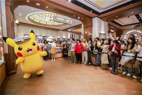 名创优品MINISO LAND双核落子武汉商圈，IP沉浸空间构建兴趣消费地标 