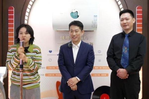 南北博主拉宏和红斌亲测海尔大暖通“温暖方舟” 