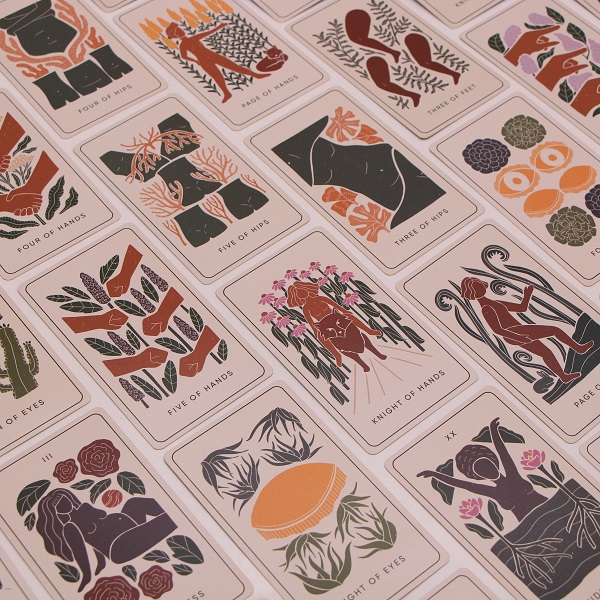 望京卡牌印刷防踩坑终极指南：告别色差，让你的设计100%还原 