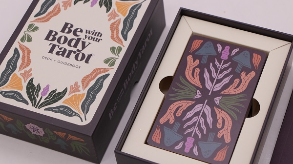 望京卡牌印刷防踩坑终极指南：告别色差，让你的设计100%还原 