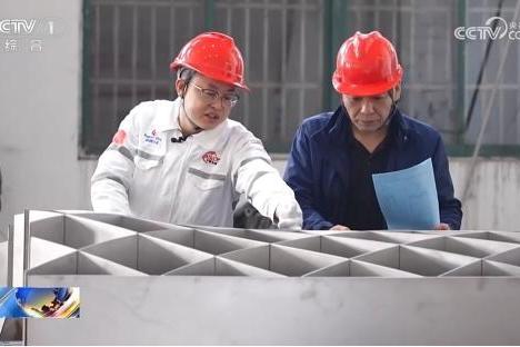 江苏新超合金受邀CCTV 1新闻栏目3分钟专访：可回收航天格栅舵产品为“十五五”开好局起好步 创新突围 