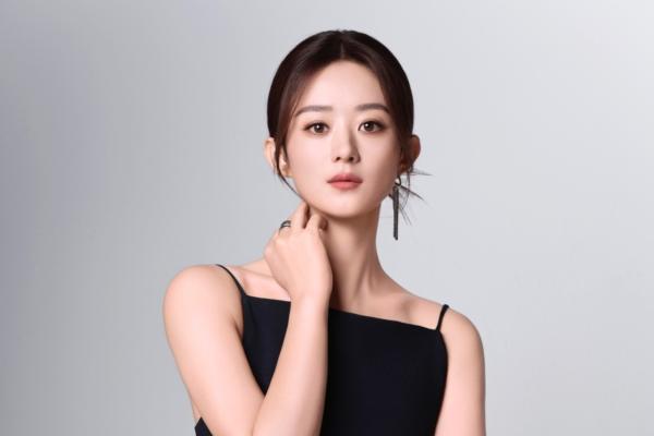 纪梵希美妆正式宣布赵丽颖为全球彩妆及香氛代言人 以全新身份，耀启高定新程 