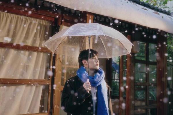 韩剧氛围感布光思路：多灯打造冷调浪漫镜头 