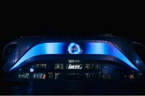 与光同行｜2025芭莎艺术之夜圆满落幕 