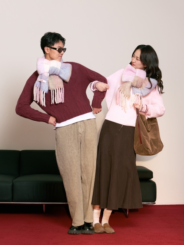 MAX&Co. 2026马年新春限定系列——以“结“织爱，爱和你过 JIE 