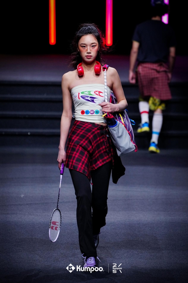 不只是一把拍子，更是一种态度：薰风KUMPOO让打球也“酷”起来 