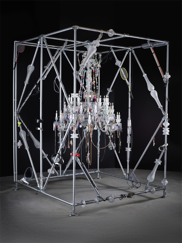 Baccarat巴卡拉与艺术家哈里·努里耶夫发布全新合作 