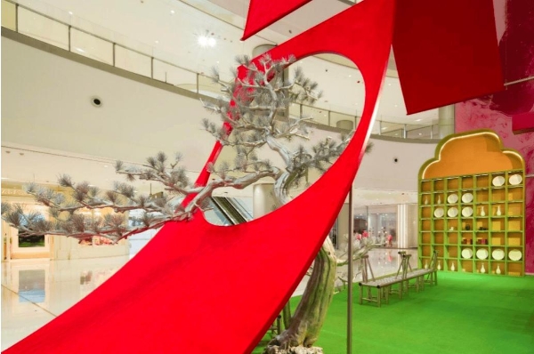 盏意新莳，开启东方新境与开年新意之旅 长沙IFS携手《嘉人 Marie Claire》新春限时艺术空间 