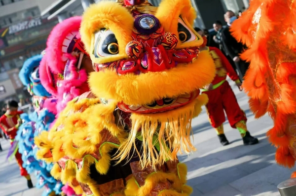 盏意新莳，开启东方新境与开年新意之旅 长沙IFS携手《嘉人 Marie Claire》新春限时艺术空间 