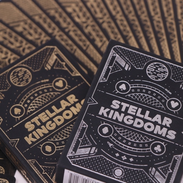 广东望京卡牌：以全链路定制印刷，助力全球卡牌创意落地生根 