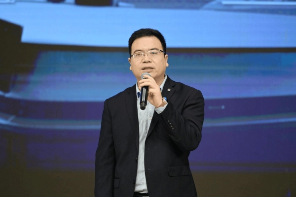 共敬十年征途，共赴天龙哥之夜——东风天龙哥俱乐部2026年客户盛典 