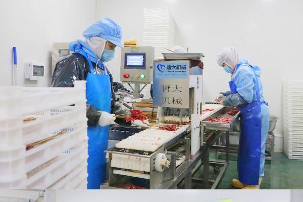 烧烤赛道竞争白热化，围满模式：创业成功需“投入”而非“投钱” 