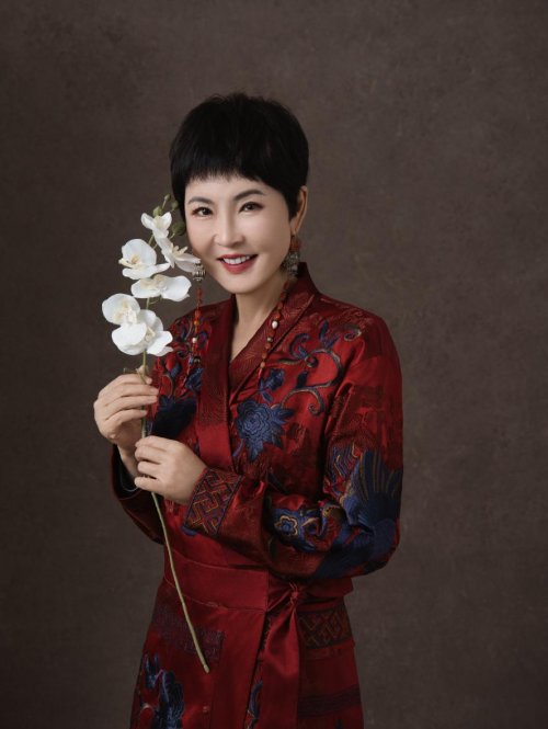 2026成长新启示：张德芬《遇见未知的自己》解锁“爱你老己”，让自我陪伴成为终身底气 