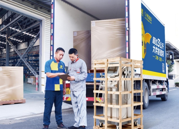 马年送安康 大件选德邦丨德邦快递医药运输专业方案守护健康团圆年 