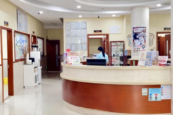 专注宠物内科十八载，上海艾贝尔玉佛宠物转诊中心医院精研诊疗技术，护航宠物健康 