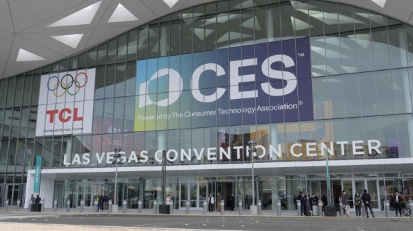 CES 2026聚焦：未来智能viaim斩获微软大奖，AI办公硬件全球影响力凸显 