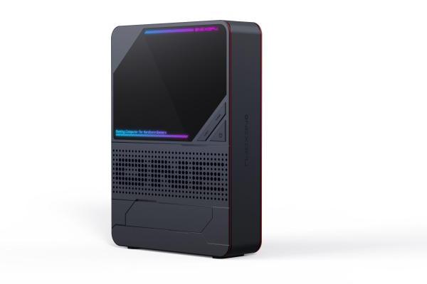  壹号本CES现场发布新款移动显卡ONEXGPU 3，搭载AMD RX 9070 XT芯片 