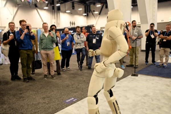 傅利叶首秀CES 2026，全面展示“有温度”的人机交互