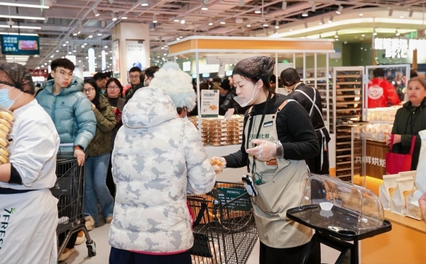 开业即限流！京东七鲜24小时鲜品、自有品牌礼盒“引爆”年货市场 