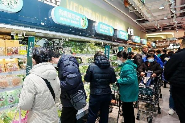 开业即限流！京东七鲜24小时鲜品、自有品牌礼盒“引爆”年货市场 