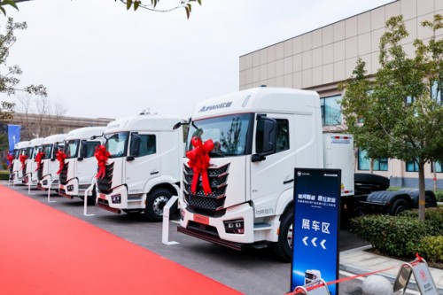 销量业绩双丰收！福田汽车 2025 年净利暴增 15.5 倍 