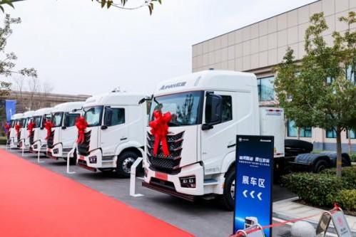 销量业绩双丰收！福田汽车 2025 年净利暴增 15.5 倍 