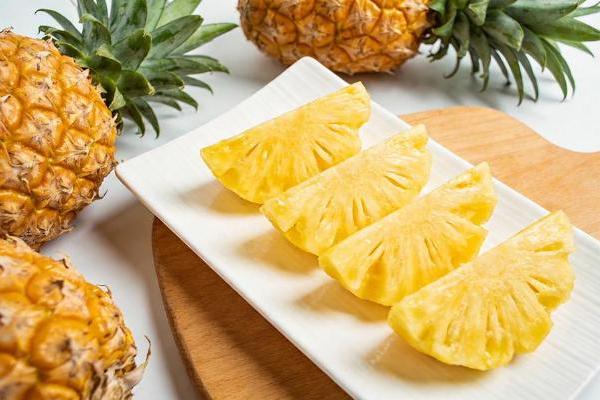 春节前变美消肿成刚需，菠萝里藏着答案 