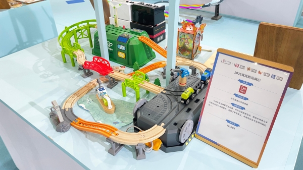 星光加冕，Hape2025下半年海内外奖项盘点 