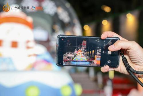 冬日温情“好冬抱抱暖”花城汇粉丝节温暖开启，美好持续传递 