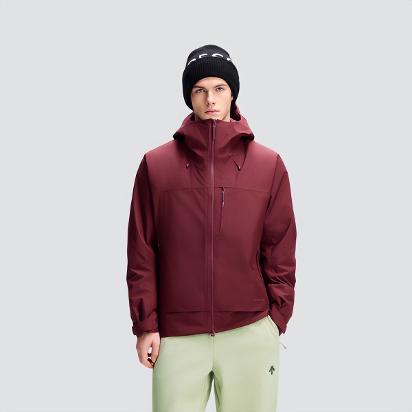 巅峰之约，并肩同行 | 迪桑特发布全新雪季国家队灵感系列 