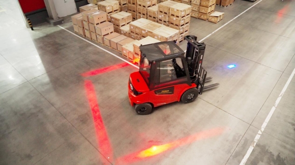 性能续航双升级！中力第四代油改电叉车重磅来袭 