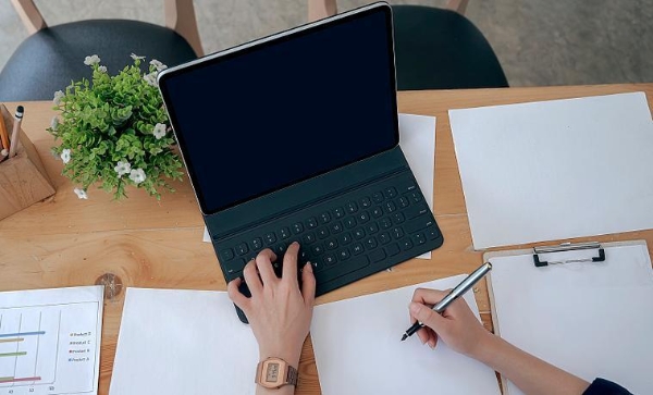 御享分红26与御享金越年金来了，如何守护家庭“财、医、养、乐” 