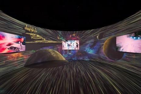 覆盖家用及商用全场景 三星显示产品赋能每一刻视听体验 