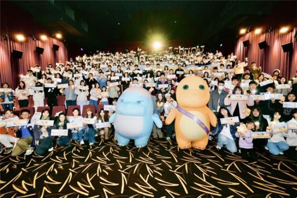 奶龙六周年：线下观影+亮相央视+五城大屏，跟3900万粉丝快乐同步