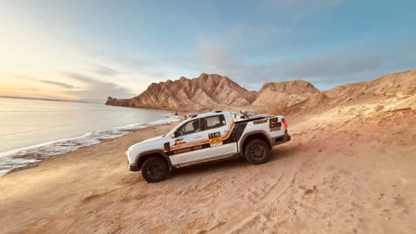 奇瑞威麟皮卡获授德令哈生态文旅推广践行单位，守护“地球最后一滴眼泪” 