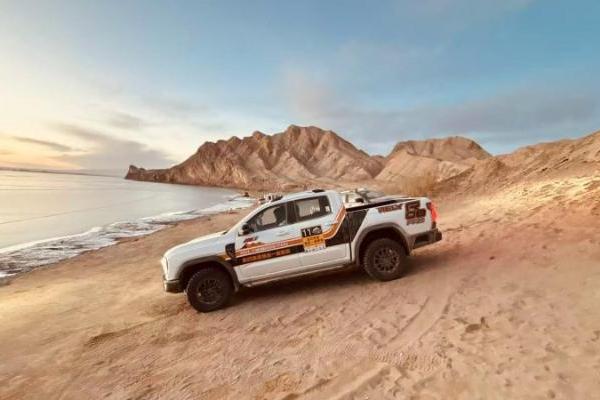 奇瑞威麟皮卡获授德令哈生态文旅推广践行单位，守护“地球最后一滴眼泪” 