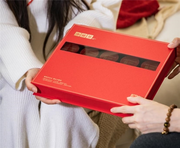 以一杯茶致敬新年：小罐茶，心意自成的诗篇 