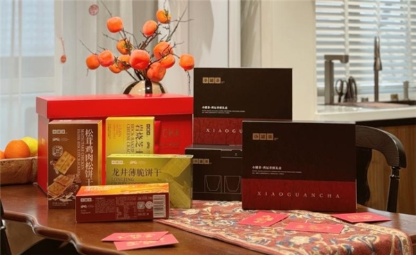 当新年祝福需要载体：小罐茶让心意可品味 